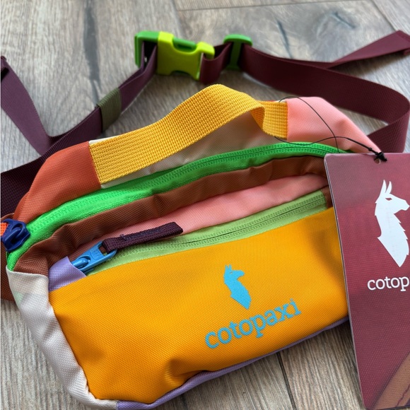 NEW Cotopaxi Del Dia Colorful Fanny Hip Pack Crossbody Running Small NWT - Picture 3 of 13